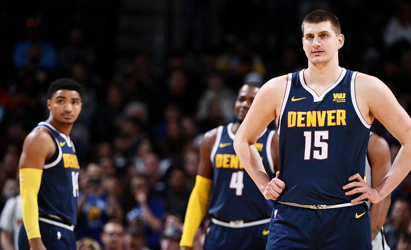  掘金约基奇斩获赛季助攻王殊荣