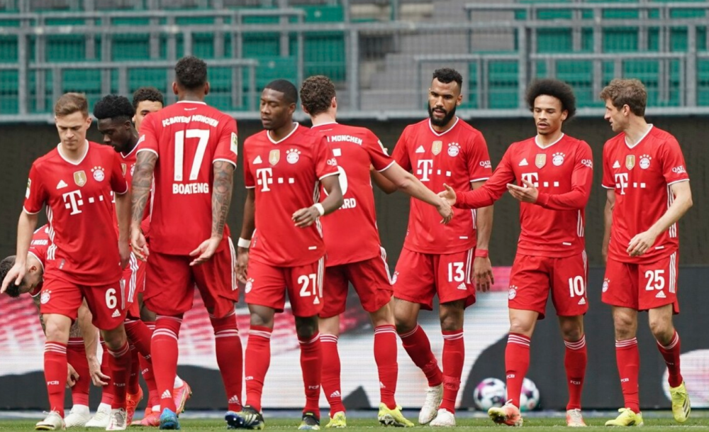  拜仁客场险胜十人作战，积分优势扩大至五分  